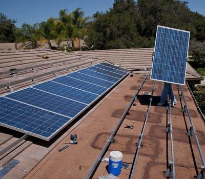 菲律賓新能源藍圖 太陽能光伏與風能雙輪驅動，推動清潔能源革命